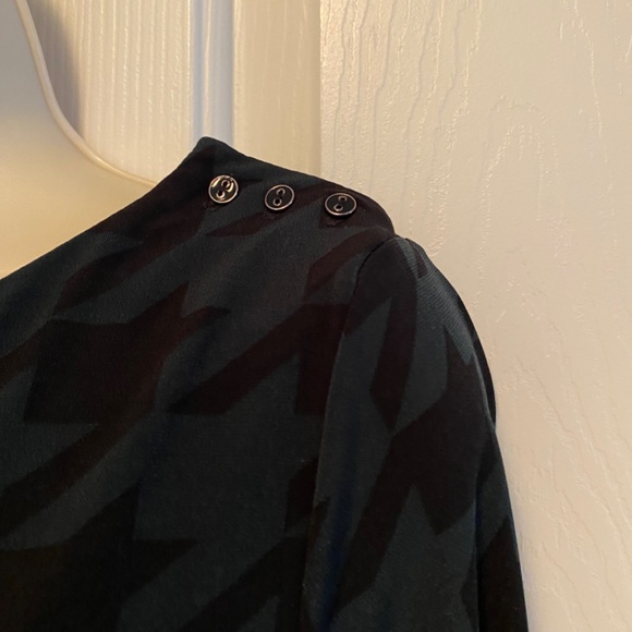 BUY 2 ITEMS GET 1 FREE - Cleo Petites Houndstooth 3/4 sleeve blouse Sz L - Picture 2 of 8